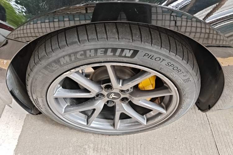 Used Tesla Model 3 2021 Revised Version Standard Range Rear-Wheel Drive Upgraded Edition 3D1 Left Front Wheel Hub
