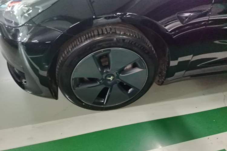 Used Tesla Model 3 2021 Standard Range Rear-Wheel Drive Upgraded Version 3D6 Left Front Wheel Hub