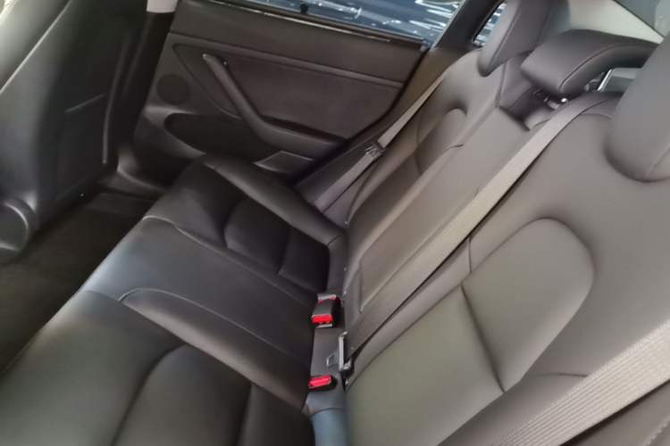 Used Tesla Model 3 2021 Standard Range Rear-Drive Upgraded Version Left Rear Seat