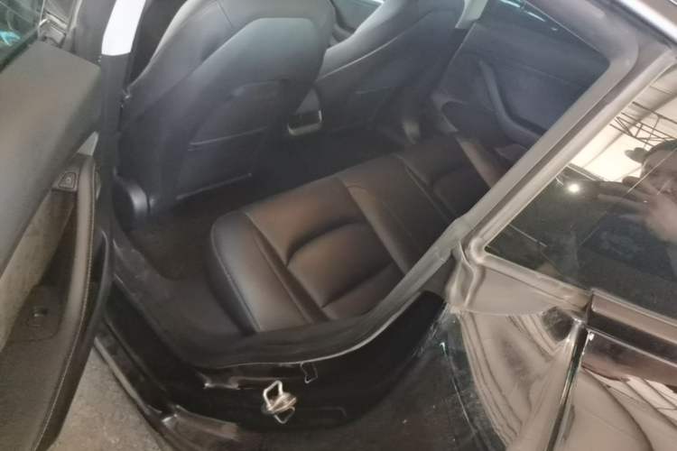Used Tesla Model 3 2021 Standard Range Rear-Wheel Drive Upgraded Version 3D6 Left Rear Seat