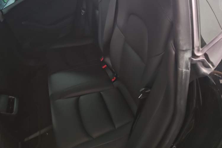 Used Tesla Model 3 2021 Standard Range Rear-Wheel Drive Upgraded Version 3D6 Left Rear Seat