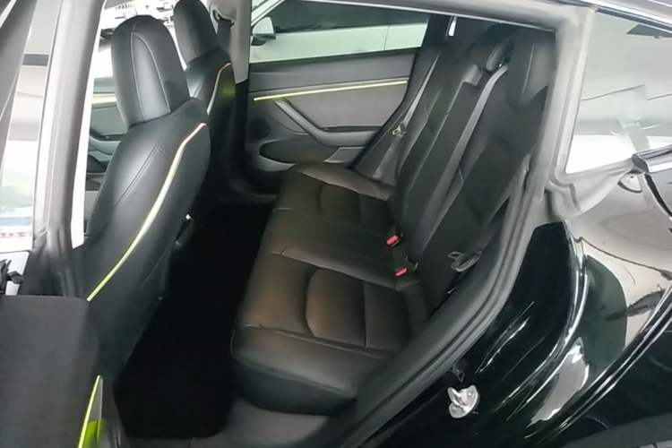 Used Tesla Model 3 2021 Standard Range Rear-Drive Upgraded Version Left Rear Seat