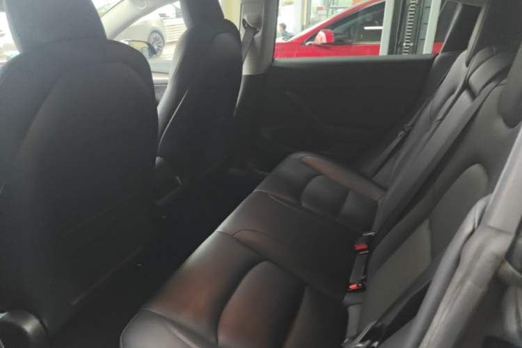 Used Tesla Model 3 2021 Standard Range Rear-Drive Upgraded Version Left Rear Seat