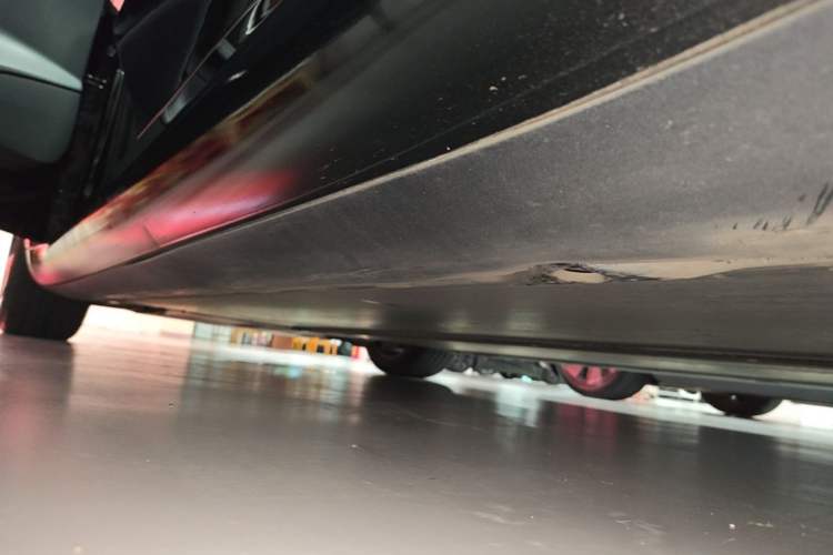 Used Tesla Model 3 2021 Standard Range Rear-Drive Upgraded Version Left Side Sill