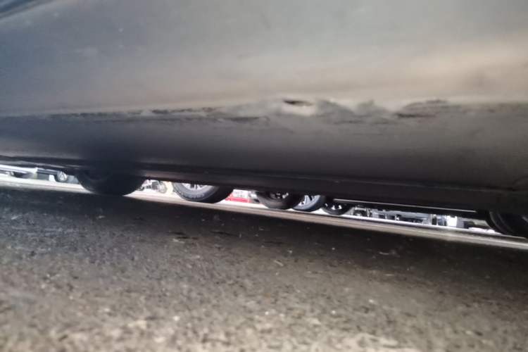 Used Tesla Model 3 2021 Standard Range Rear-Wheel Drive Upgraded Version 3D6 Left Side Sill