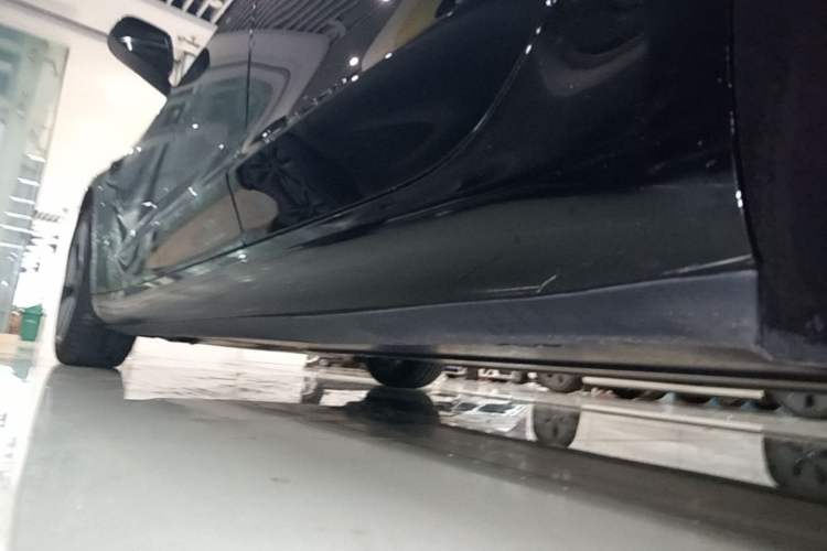 Used Tesla Model 3 2021 Standard Range Rear-Drive Upgraded Version Left Side Sill