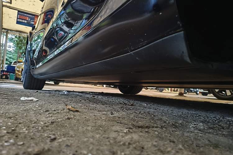 Used Tesla Model 3 2021 Standard Range Rear-Drive Upgraded Version Left Side Sill