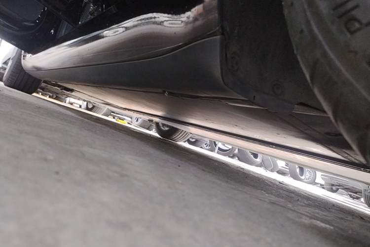 Used Tesla Model 3 2021 Standard Range Rear-Drive Upgraded Version Left Side Sill