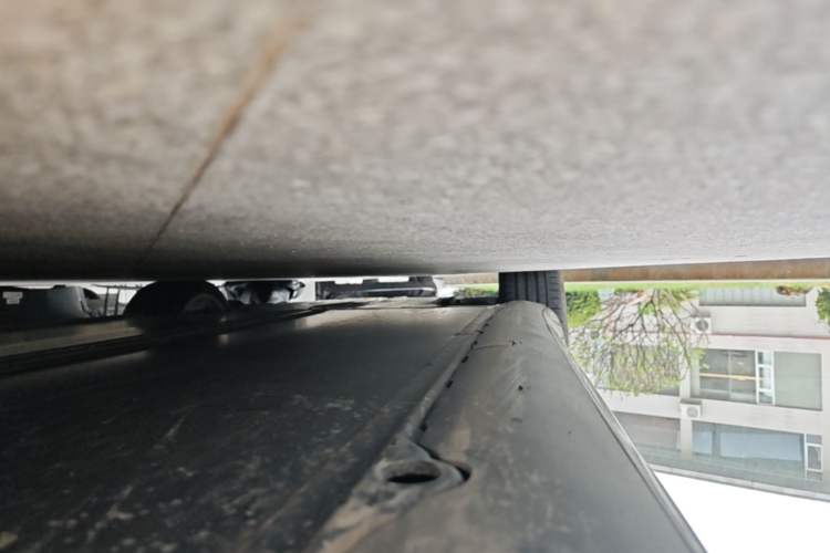 Used Tesla Model 3 2021 Performance High-Performance All-Wheel-Drive Version Left Side Sill