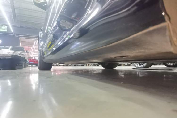 Used Tesla Model 3 2021 Standard Range Rear-Wheel Drive Upgraded Version 3D6 Left Side Sill