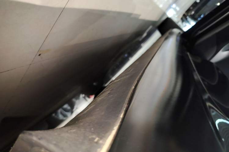 Used Tesla Model 3 2021 Standard Range Rear-Drive Upgraded Version Left Side Sill