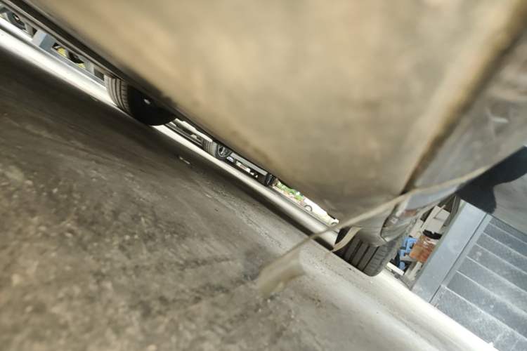Used Tesla Model 3 2021 Standard Range Rear-Drive Upgraded Version Left Side Sill