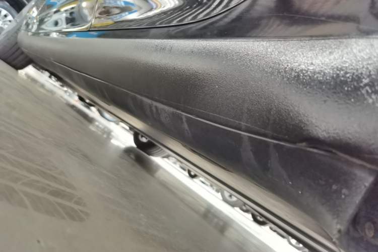 Used Tesla Model 3 2021 Standard Range Rear-Drive Upgraded Version Left Side Sill