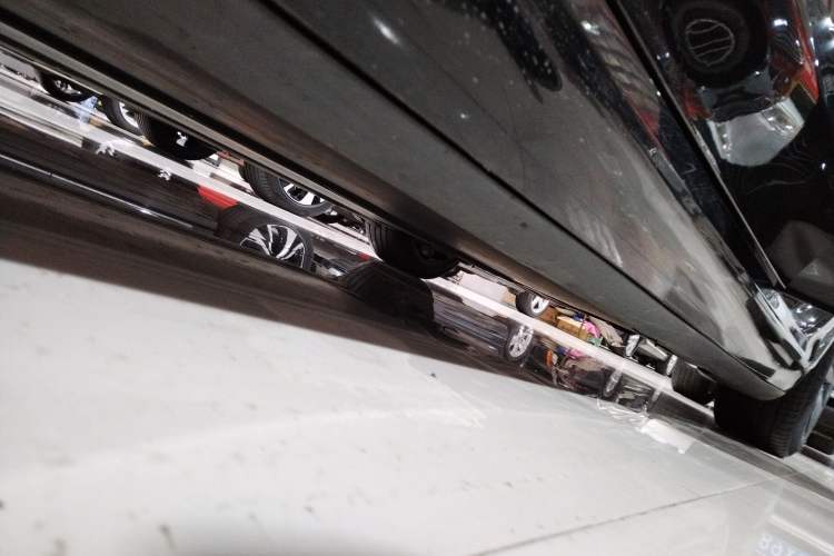 Used Tesla Model 3 2021 Standard Range Rear-Wheel Drive Upgraded Version 3D6 Left Side Sill