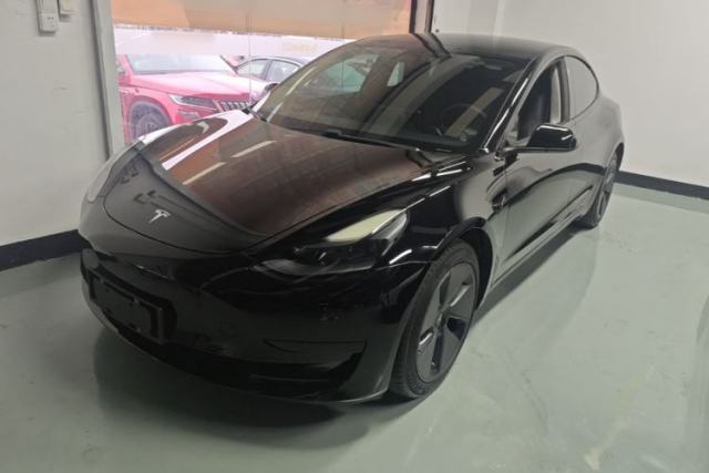 Ojetý Tesla Model 3 2021 Standard Range Rear-Drive Upgraded Version