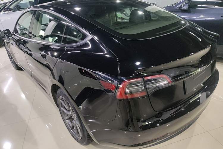 Used Tesla Model 3 2021 Standard Range Rear-Drive Upgraded Version Rear Left 45 Deg
