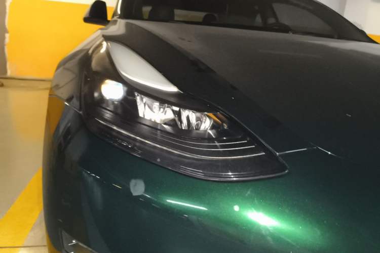 Used Tesla Model 3 2021 Revised Version II – Performance High-Performance All-Wheel-Drive Edition Right Front Headlight
