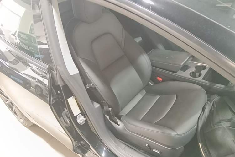 Used Tesla Model 3 2021 Standard Range Rear-Wheel Drive Upgraded Version 3D6 Right Front Seat