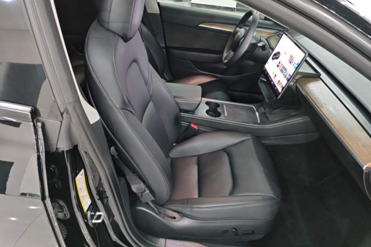 Used Tesla Model 3 2021 Standard Range Rear-Drive Upgraded Version Right Front Seat