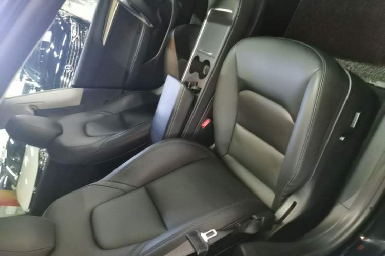 Used Tesla Model 3 2021 Standard Range Rear-Wheel Drive Upgraded Version 3D6 Right Front Seat