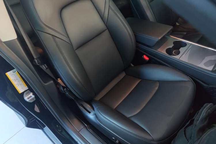 Used Tesla Model 3 2021 Standard Range Rear-Drive Upgraded Version Right Front Seat
