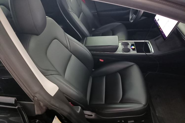 Used Tesla Model 3 2021 Performance High-Performance All-Wheel-Drive Version Right Front Seat