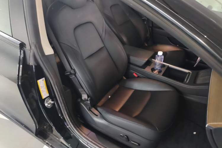 Used Tesla Model 3 2021 Standard Range Rear-Drive Upgraded Version Right Front Seat
