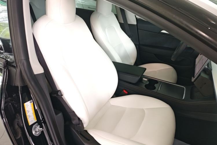 Used Tesla Model 3 2021 Performance High-Performance All-Wheel-Drive Version 3D6 Right Front Seat