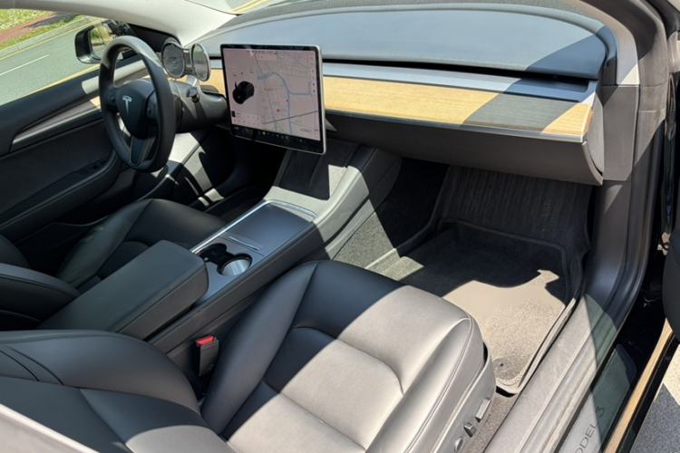 Used Tesla Model 3 2021 Standard Range Rear-Drive Upgraded Version Right Front Seat