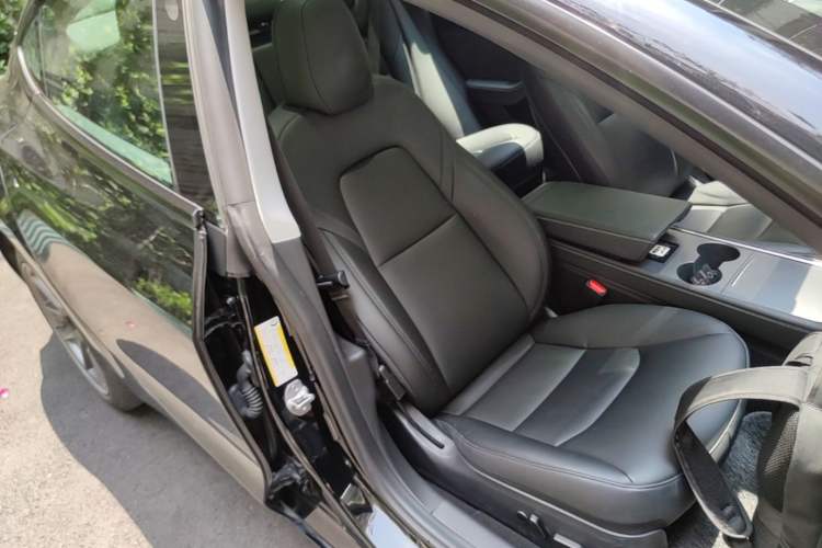 Used Tesla Model 3 2021 Standard Range Rear-Drive Upgraded Version Right Front Seat