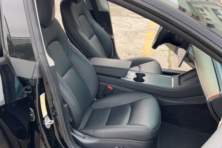 Used Tesla Model 3 2021 Performance High-Performance All-Wheel-Drive Version Right Front Seat