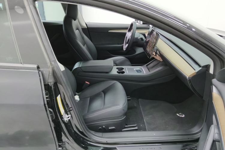 Used Tesla Model 3 2021 Performance High-Performance All-Wheel-Drive Version Right Front Seat