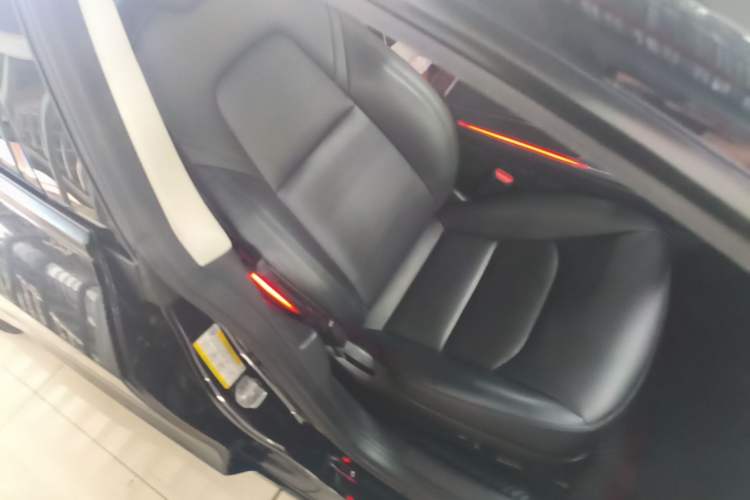 Used Tesla Model 3 2021 Standard Range Rear-Drive Upgraded Version Right Front Seat