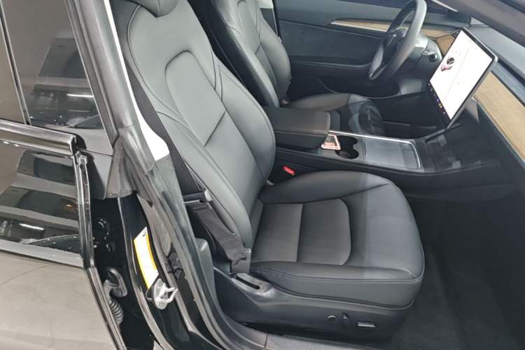Used Tesla Model 3 2021 Standard Range Rear-Drive Upgraded Version Right Front Seat