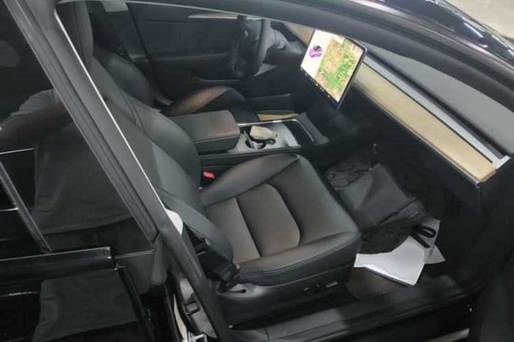 Used Tesla Model 3 2021 Standard Range Rear-Drive Upgraded Version Right Front Seat