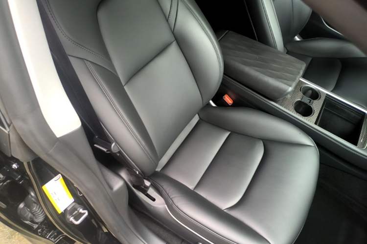 Used Tesla Model 3 2021 Standard Range Rear-Drive Upgraded Version Right Front Seat