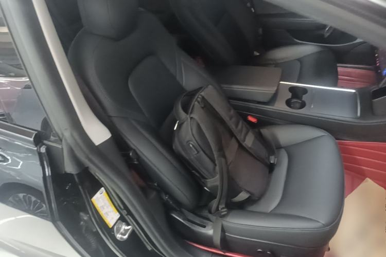 Used Tesla Model 3 2021 Standard Range Rear-Drive Upgraded Version Right Front Seat