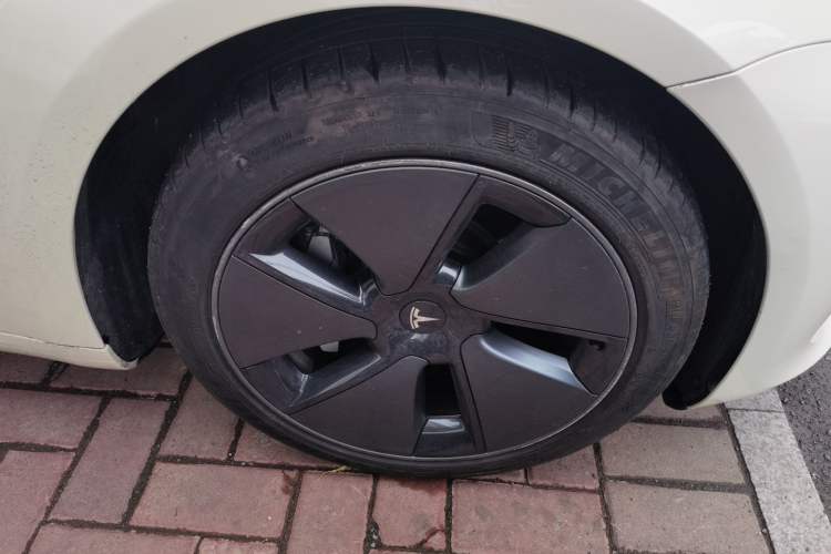 Used Tesla Model 3 2021 Revised Version Standard Range Rear-Wheel Drive Upgraded Edition 3D1 Right Front Wheel Hub