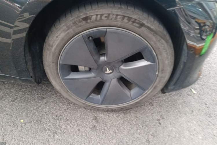 Used Tesla Model 3 2021 Revised Version Standard Range Rear-Wheel Drive Upgraded Edition 3D1 Right Front Wheel Hub