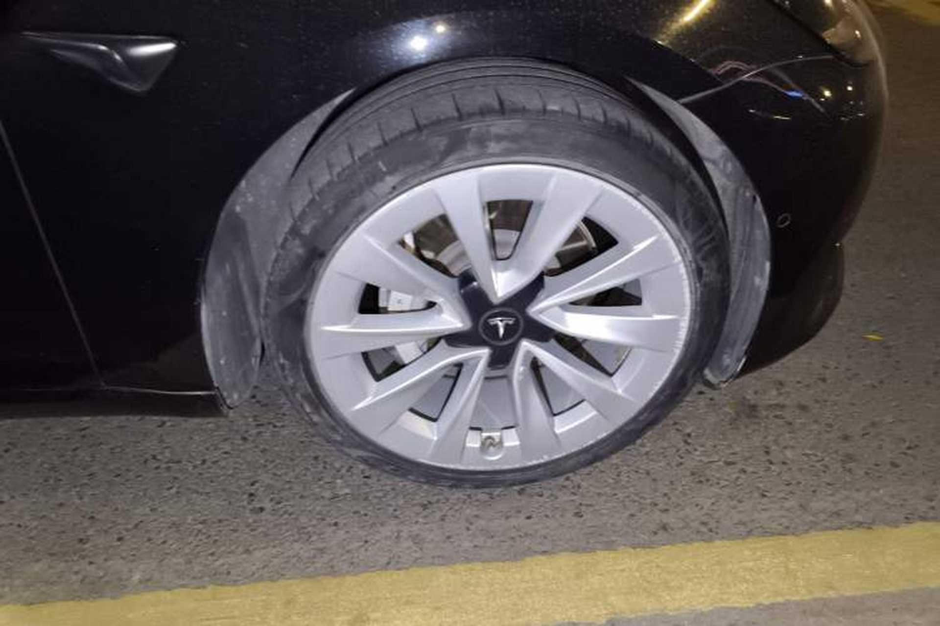 Used Tesla Model 3 2021 Standard Range Rear-Wheel Drive Upgraded Version 3D6 Right Front Wheel Hub