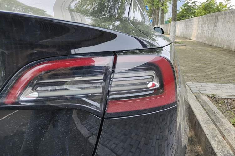 Used Tesla Model 3 2021 Revised Version Standard Range Rear-Wheel Drive Upgraded Edition 3D1 Right Rear Taillight