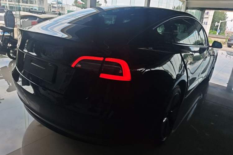 Used Tesla Model 3 2021 Standard Range Rear-Drive Upgraded Version Right Rear Taillight