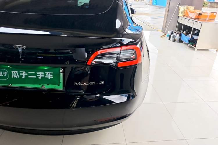 Used Tesla Model 3 2021 Standard Range Rear-Wheel Drive Upgraded Version 3D6 Right Rear Taillight