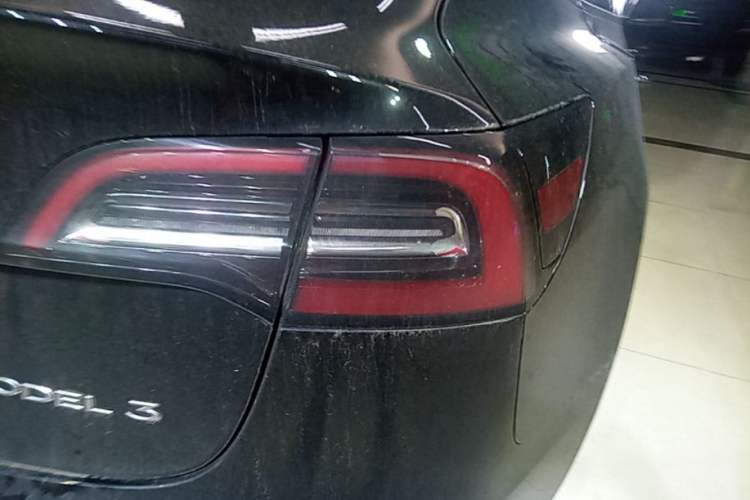 Used Tesla Model 3 2021 Standard Range Rear-Drive Upgraded Version Right Rear Taillight