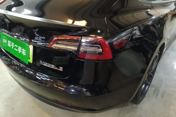 Used Tesla Model 3 2021 Performance High-Performance All-Wheel-Drive Version Right Rear Taillight