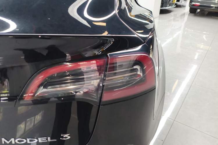 Used Tesla Model 3 2021 Standard Range Rear-Drive Upgraded Version Right Rear Taillight