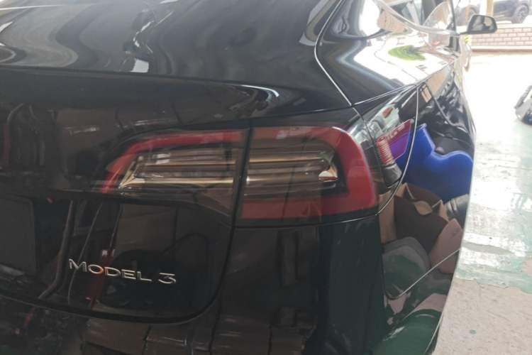 Used Tesla Model 3 2021 Standard Range Rear-Wheel Drive Upgraded Version 3D6 Right Rear Taillight