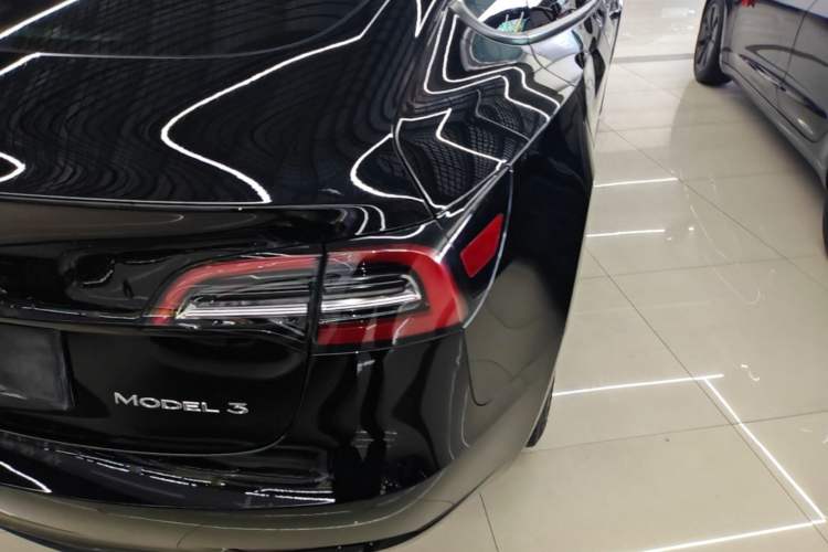 Used Tesla Model 3 2021 Standard Range Rear-Wheel Drive Upgraded Version 3D6 Right Rear Taillight