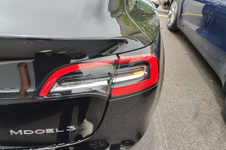 Used Tesla Model 3 2021 Revised Version Standard Range Rear-Wheel Drive Upgraded Edition 3D1 Right Rear Taillight