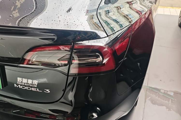 Used Tesla Model 3 2021 Standard Range Rear-Drive Upgraded Version Right Rear Taillight